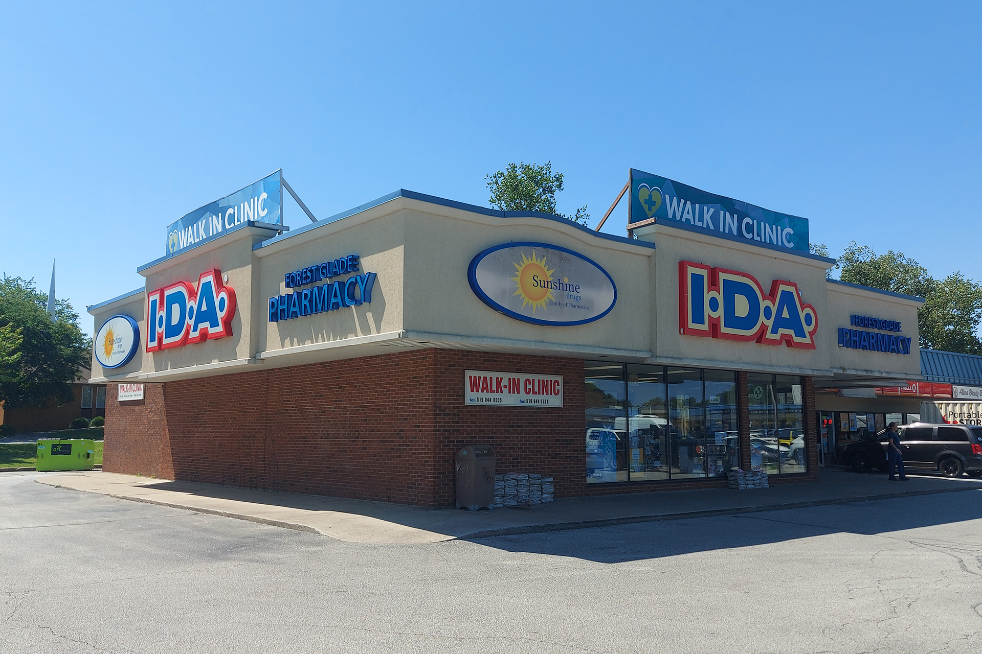 medical clinic doctor reception